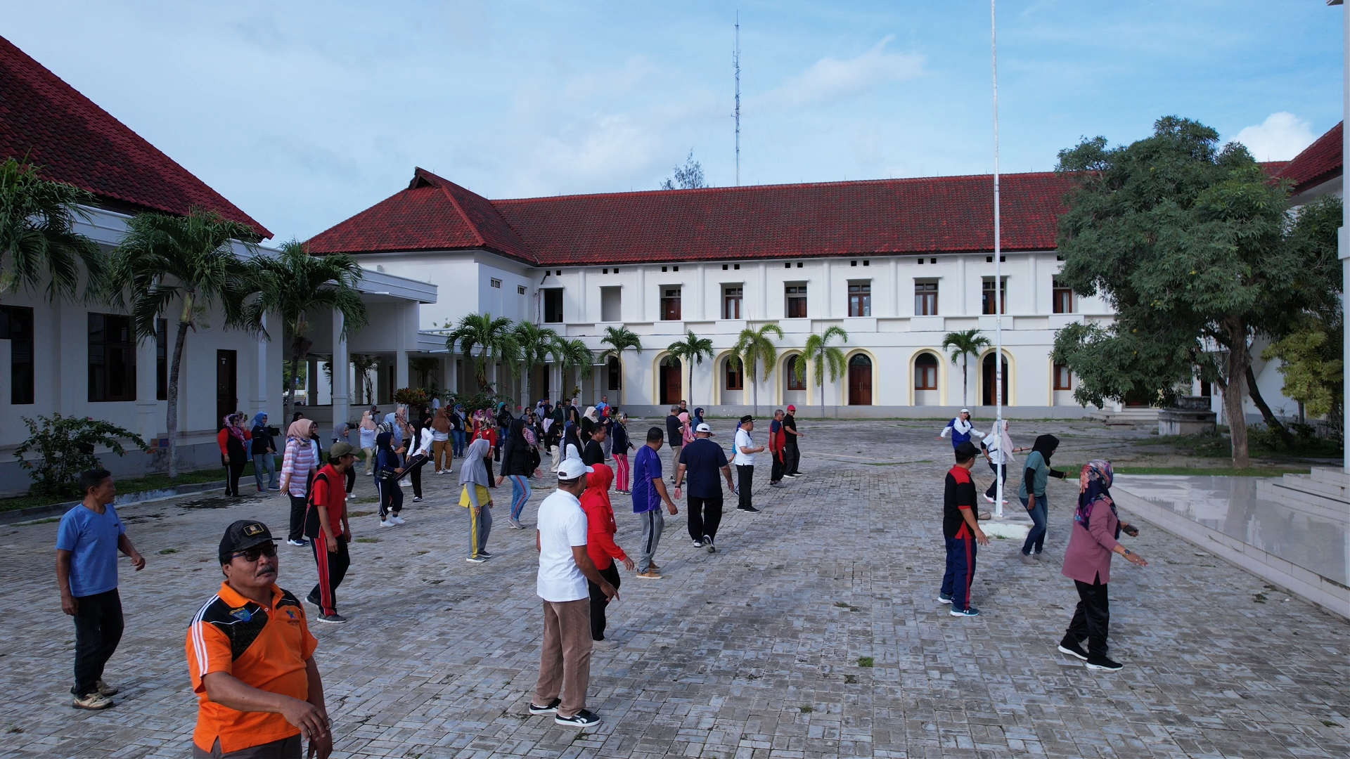SENAM BERSAMA ASN KABUPATEN BURU